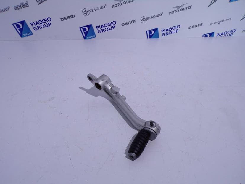 Aprilia Tuono 660 RS 660 dźwignia pedał hamulca nożnego OEM.