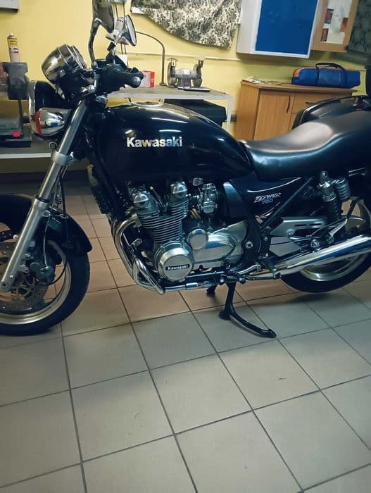 Kawasaki zaphyr 750