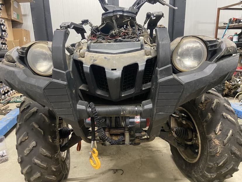 Częśći plastiki połoś lewa prawa wahacz zwrotnica Yamaha grizzly 700