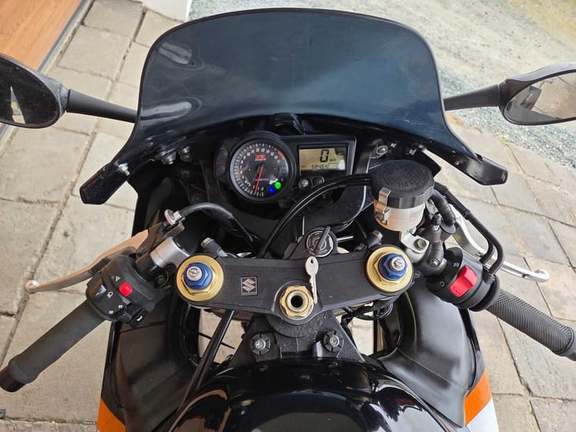 SUZUKI GSXR 600 K4 K5 z Niemiec 58tys km