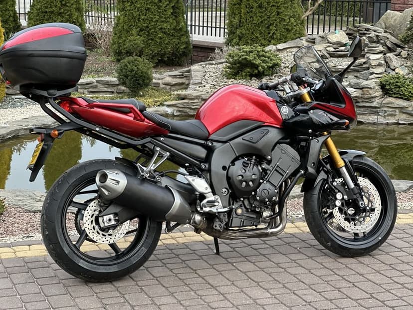 YAMAHA FZ1 FAZER Nowe Opony Kufer