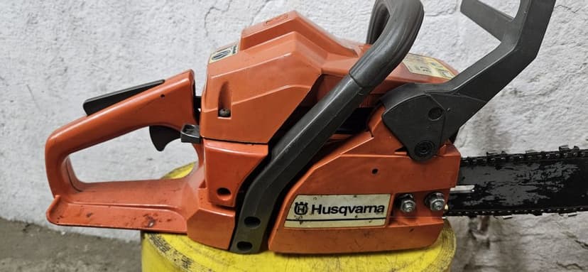 Husqvarna 141 piła spalinowa łańcuchowa pilarka
