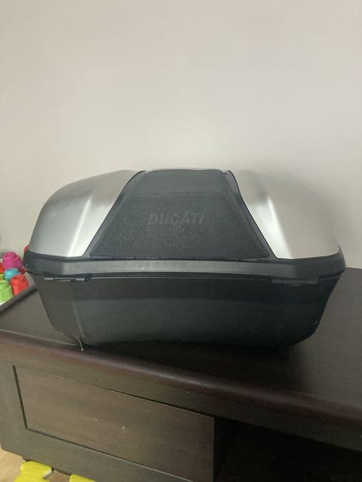 Kufer centralny Ducati Multistrada