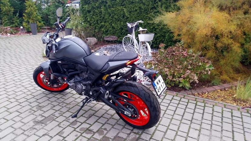 Ducati Monster 4M 2025r