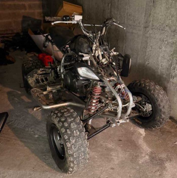 yamaha raptor 350 rama dok. silnik gaznik wahacz os rozrusznik zaplon skrzynia kosz stator modul
