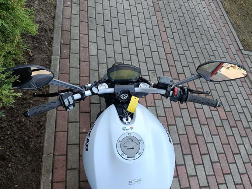 DUCATI MONSTER 797 Rok 2019 54 kW  ABS