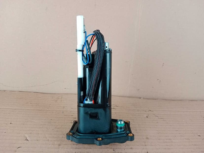 Ducati Panigale 959 Pompa Paliwa 16-19