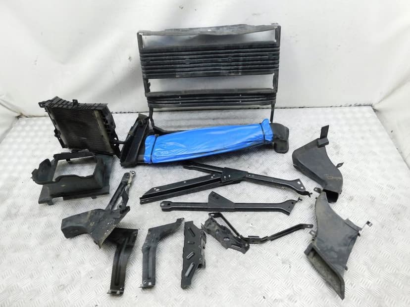 pas przedni wzmocnienie chłodnice kpl. - land rover defender ii l663 3