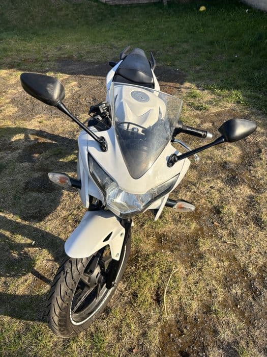 Honda CBR 125  2013