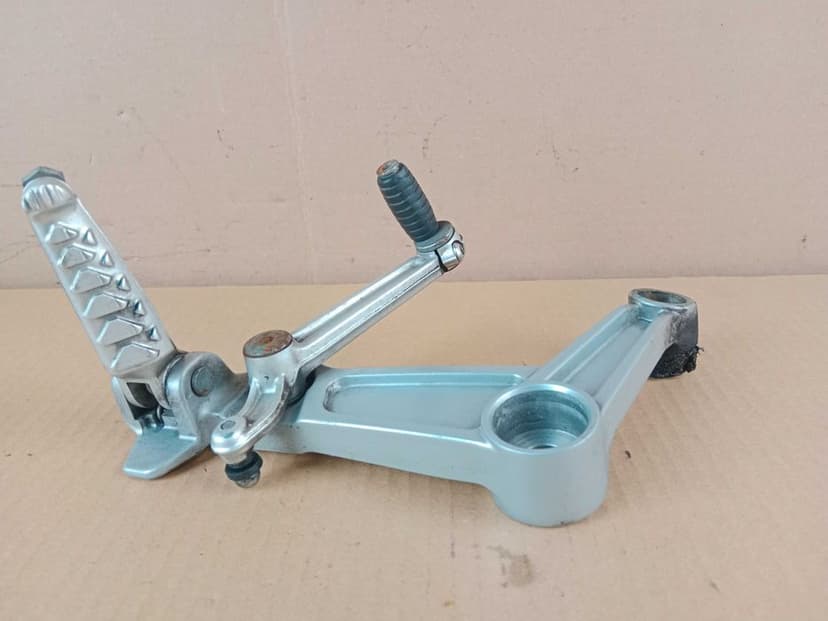 Aprilia RS 660 Lewy Set Kierowcy Podnóżek Przód Przedni Dźwignia 20-25