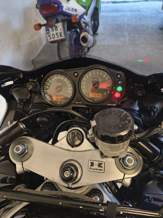 ZX9R zadbana, bardzo ładna