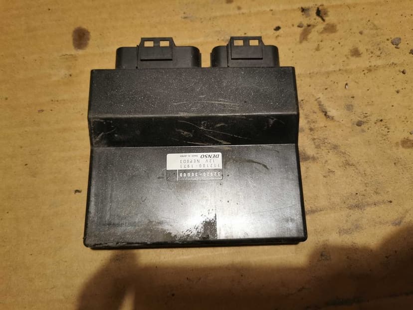 Sprzedam części do GSX-R 750 K5