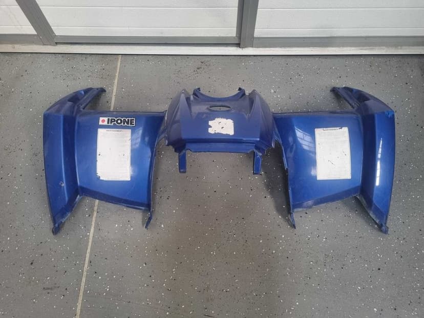 Plastiki owiewki polaris sportsman 500 . 2008r przód i tył