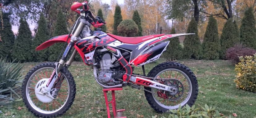 Honda CRF 2016 rok