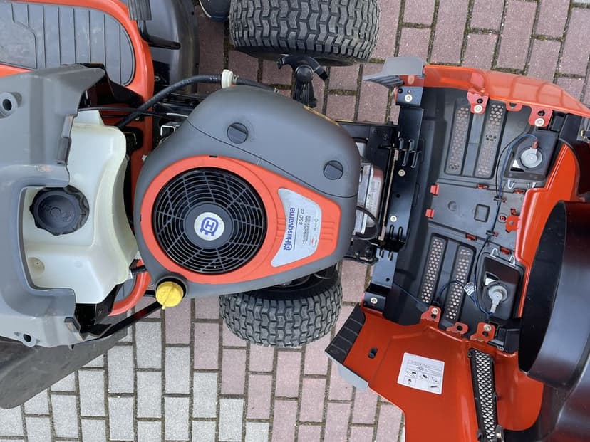 Traktorek kosiarka husqvarna TS 142.