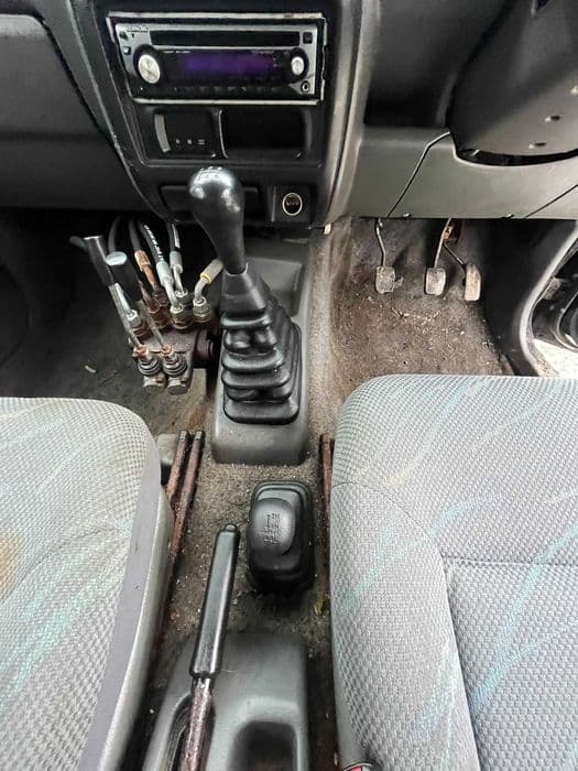 Suzuki Jimny 1.3 Benzyna +  demontowany  pług