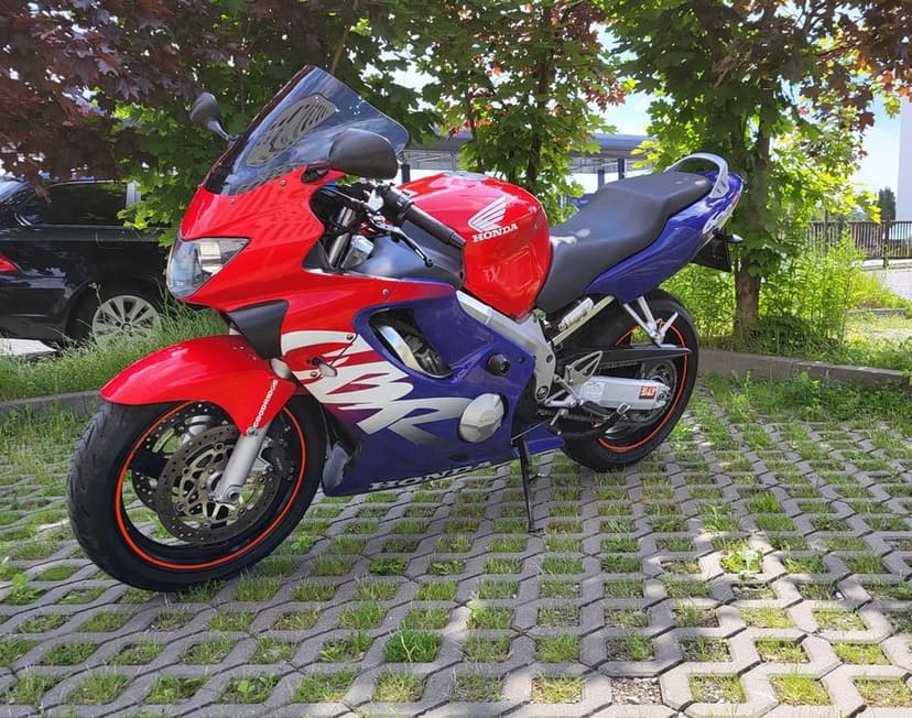 Honda CBR 600 F4
