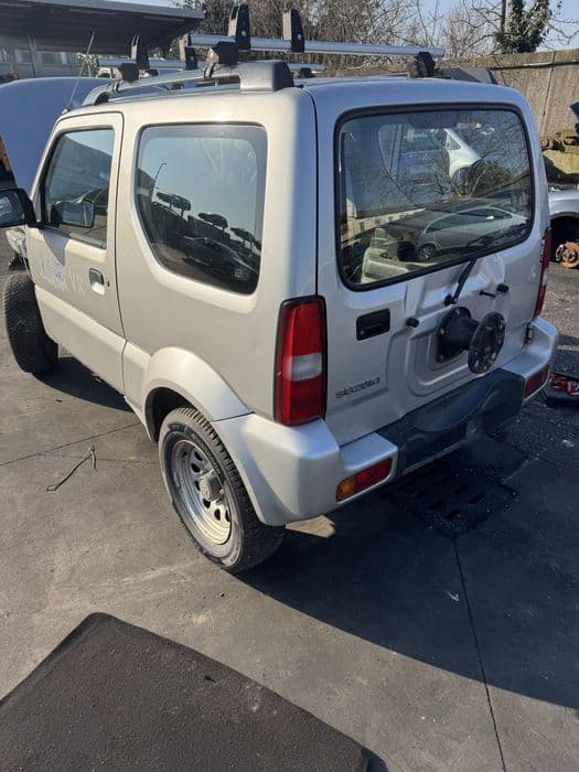 Suzuki jimny 1.5 ddis silnik most rama części