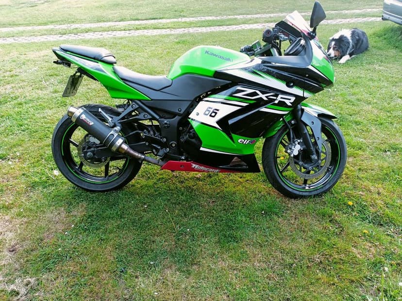 Sprzedam Kawasaki ninja 250r