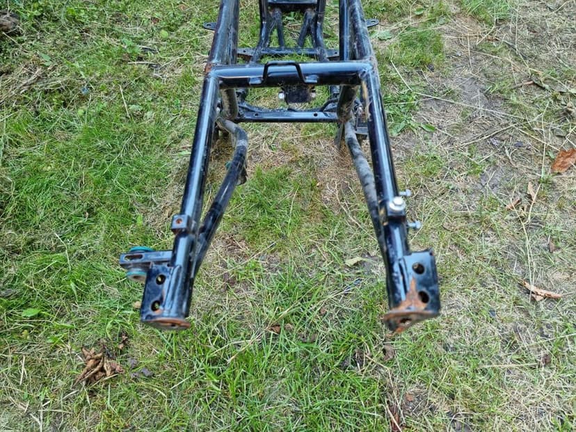 RAMA HONDA TRX 420  500 części silnik wał kartery dyfer wahacz magneto