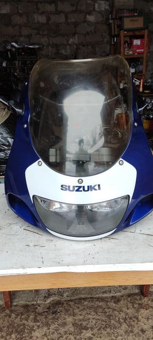 Suzuki GSX-R srad czasza lampa stelaż licznik wloty komplet