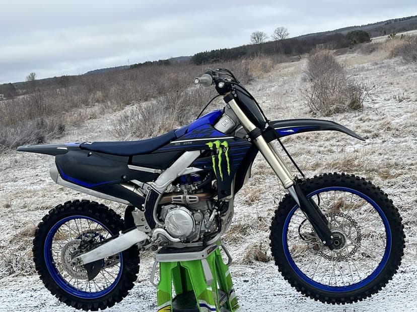 Yamaha YZF 450 ! 2022 rok! 33 mth! Prawie Nowy!
