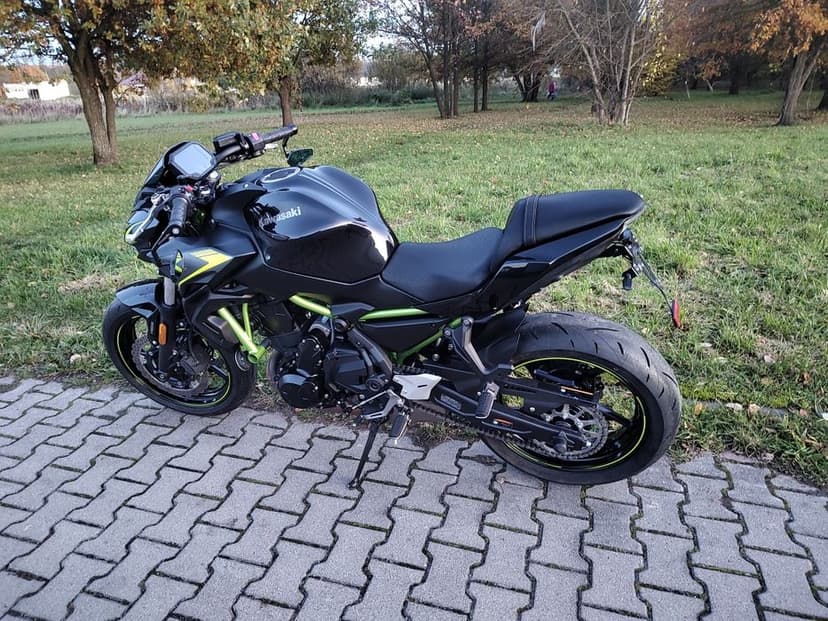 Kawasaki z650  2022