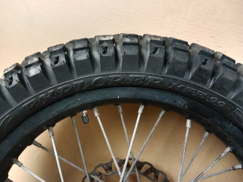 Beta RR 125 / 50 Koła Felgi Felga Koło Przód 90/90-21 Tył 120/90-18