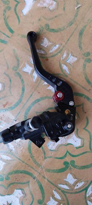 Kawasaki zx10r Pompa hamulcowa  04-05