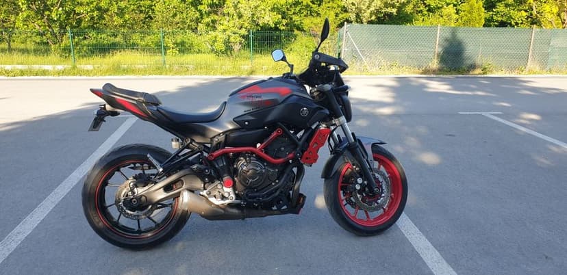 Yamaha Mt07 moto cage a2