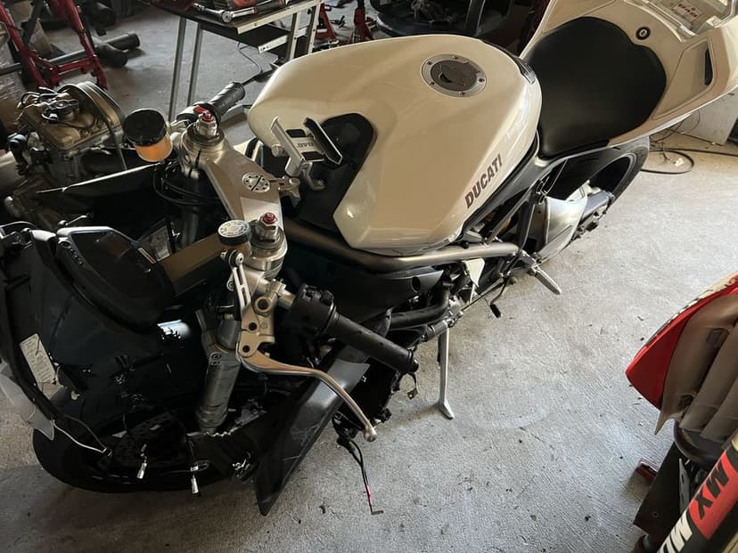 Ducati 848 silnik 12tkm 1098, 1198