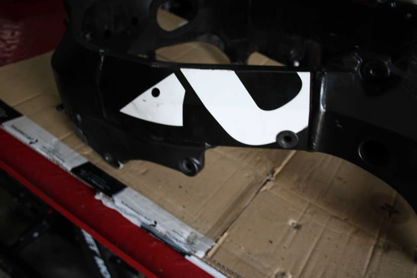 Rama Dokumenty PROSTA Suzuki GSXR 1000 K5 K6 05-06 Z Niemiec