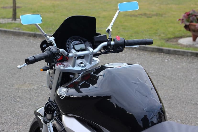 Yamaha FZ6 2007 – tylko 14 600 km przebiegu! Markowe dodatki PUIG