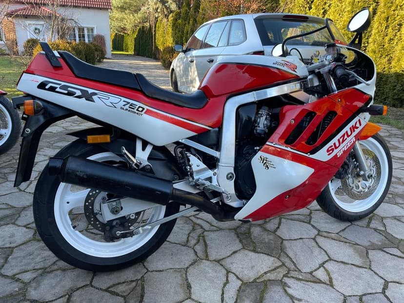 Piękne SUZUKI GSXR 750 olejak oryginalne malowanie
