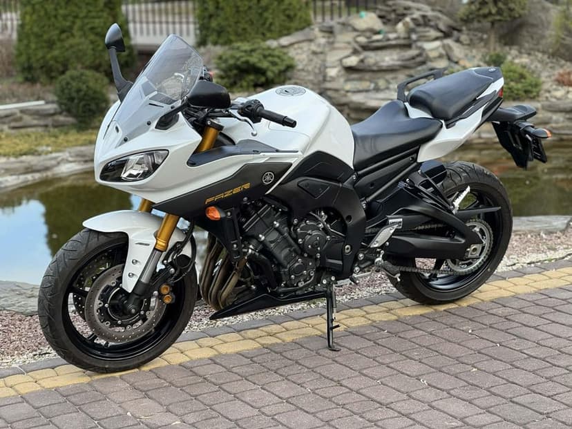 YAMAHA FZ8 Tylko 5600 Przebiegu Dostawa Raty
