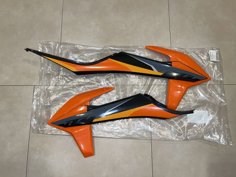Ktm 20-23 plastiki excf tpi sxf sx 19-22 boczki zbiornika baku nowe