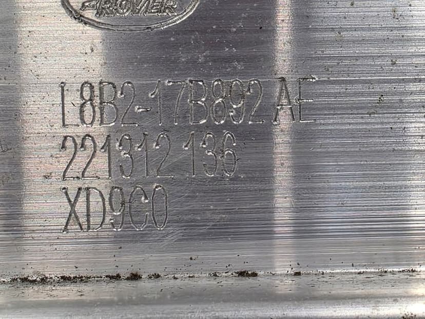 belka tył tylna land rover defender ii l663 l8b2-17b892-ae