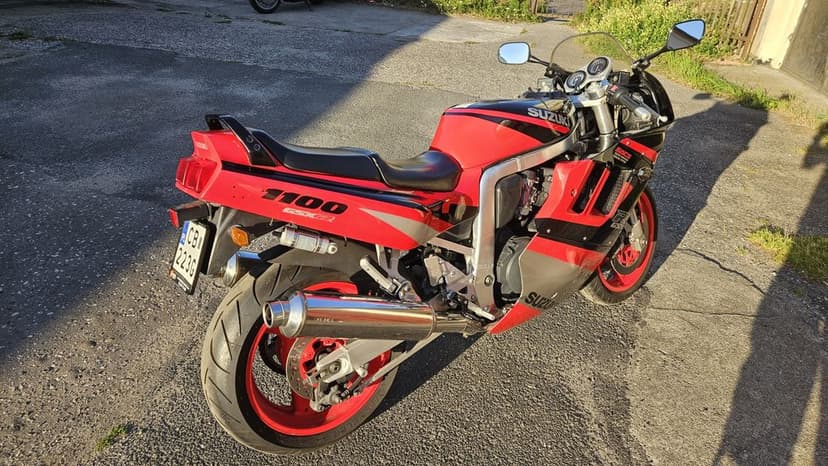 Suzuki GSX-R 1100 GV73C ostatni olejak, stan BDB