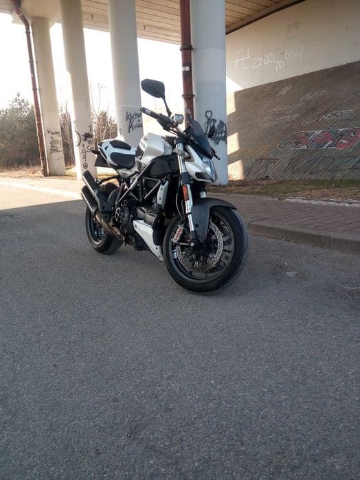 Ducati streetfighter 1098
