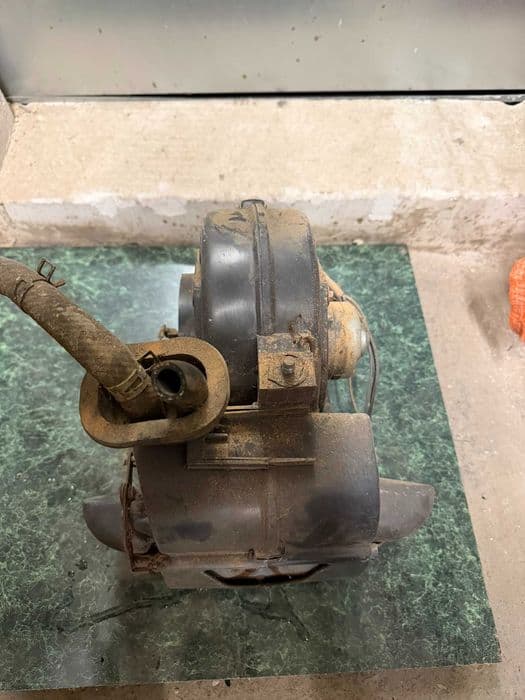 Suzuki Samurai SJ413 nagrzewnica wentylator nawiewu