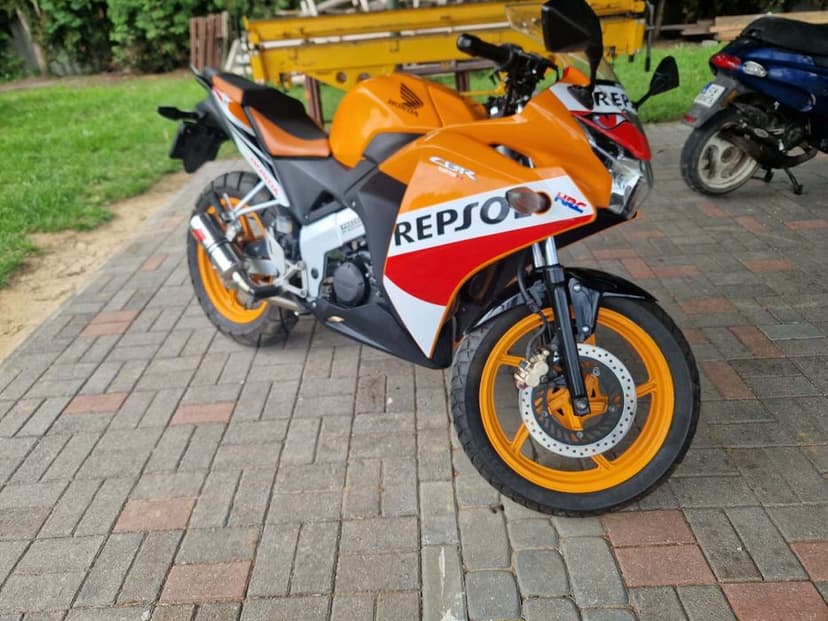 HONDA CBR 125 Repsol