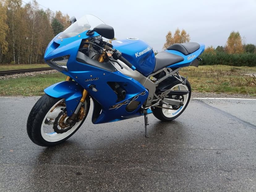 Kawasaki zx6r 636
