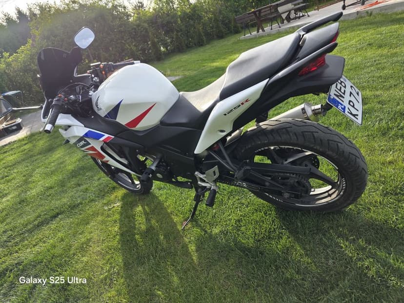 Sprzedam Honda cbr 125r