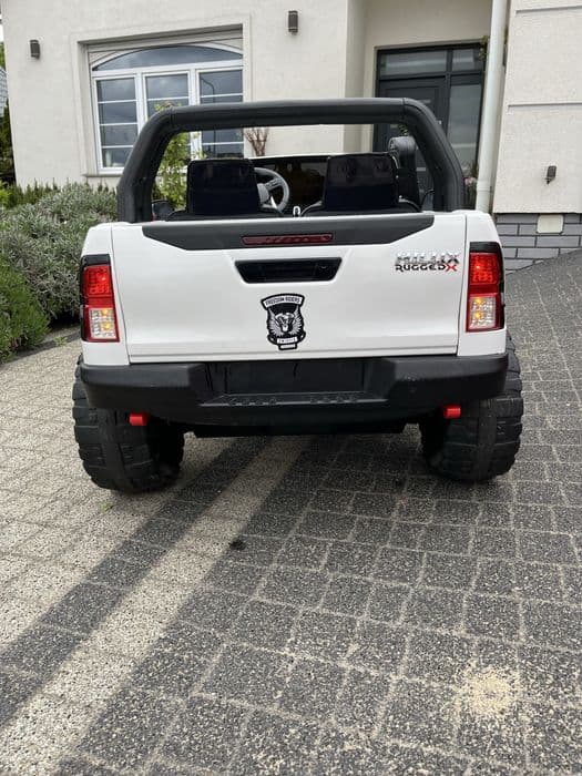 Pojazd Pickup Toyota Hilux akumulatorowy