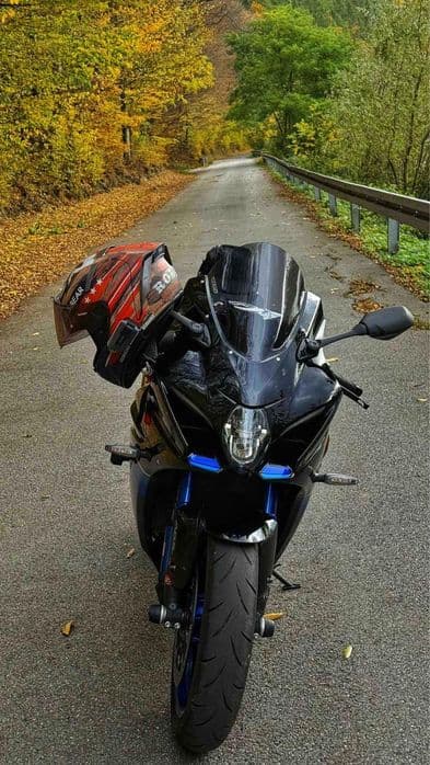 Suzuki GSX R 1000R REZERWACJA. ( R1 rsv4 s1000rr zx10r cbr1000rr)
