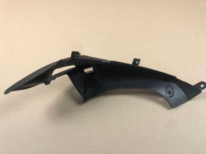 Suzuki GSX-R 600 700 K6 K7 Lewa Osłona Wlotów Owiewka Wypełnienie