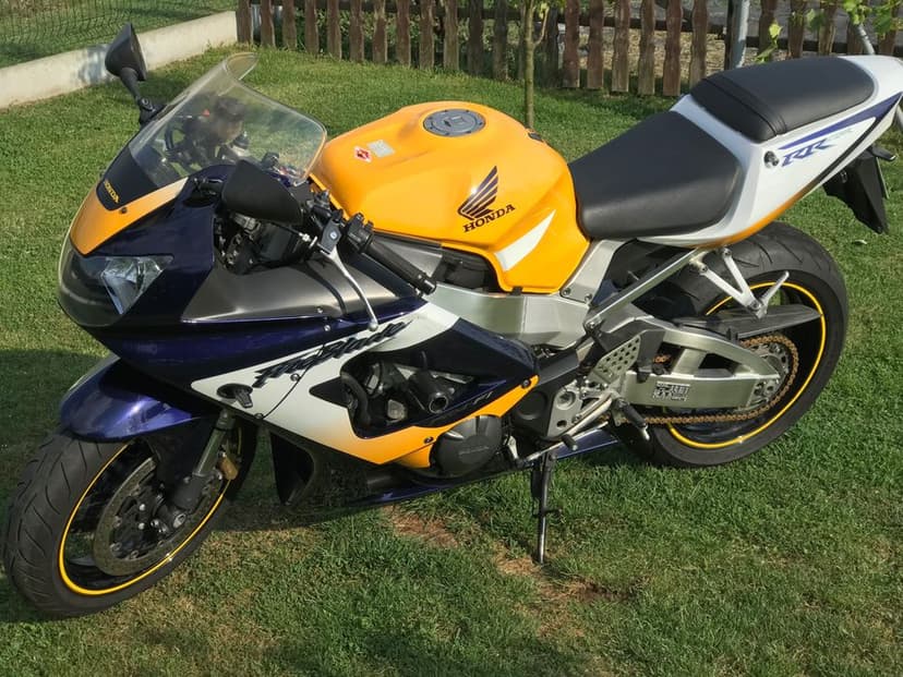 Piękna Honda CBR 929rr Fireblade