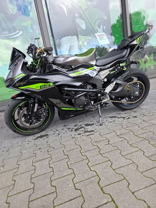 Kawasaki zx6r 2024 stunt