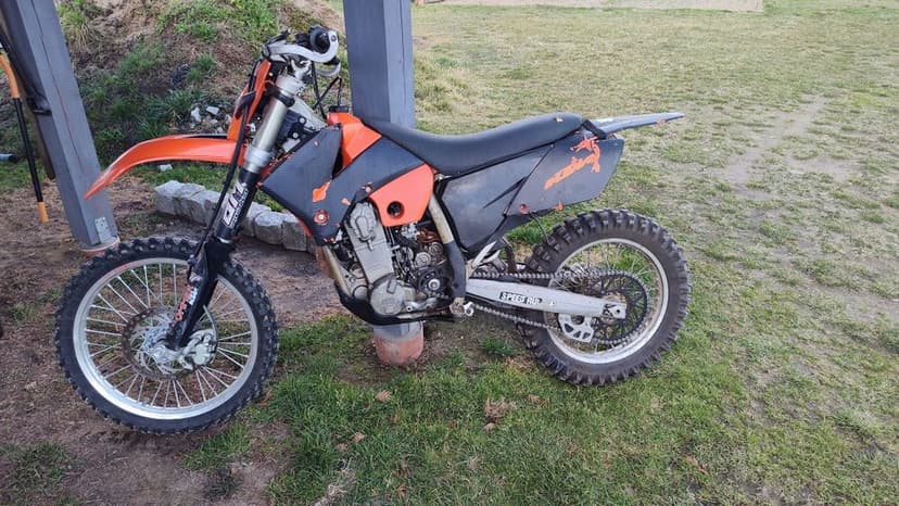 Motocykl  KTM 525 EXC