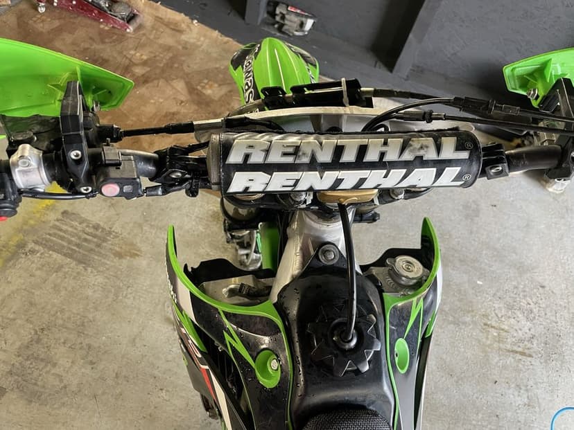 Kawasaki kxf 450 WTRYSK!!